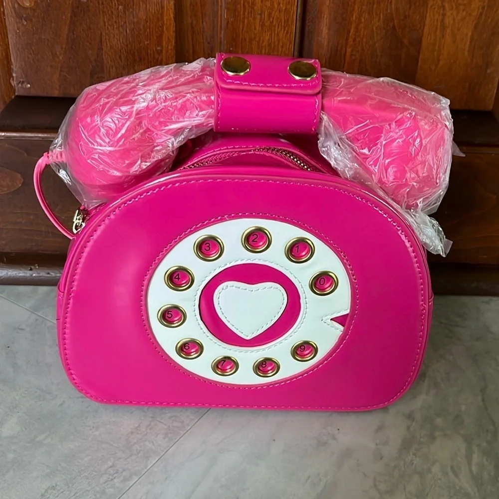 CALL ME  old-fashioned Handset phone NWT  works from your bag  pink patent/white